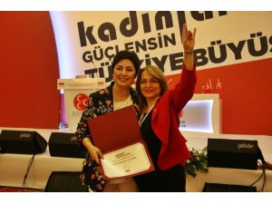 Asenalar “Kadınlar Güçlensin, Türkiye Büyüsün” toplantısına katıldı