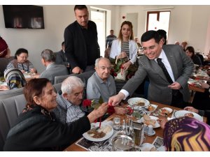 Kepez’de yaşlılara 5 yıldızlı hizmet