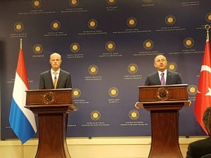 Bakan Çavuşoğlu: "Ne ben ne de Cumhurbaşkanı Erdoğan Nazi yorumunda bulunmadı"