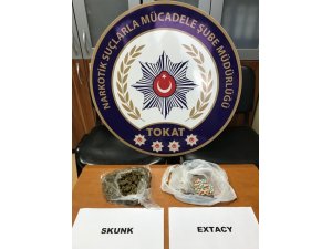 Uyuşturucu taciri otogarda tutuklandı