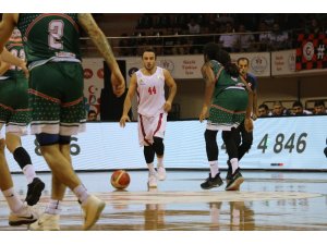 Tahincioğlu Basketbol Süper Ligi: Gaziantep Basketbol: 73 - Banvit: 69
