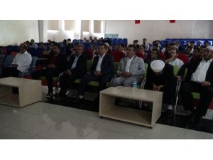 Gercüş’te din gönüllülerine konferans verildi