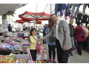 Başkan Ataç pazar ziyaretlerine devam ediyor