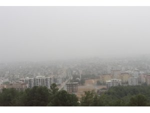 Toz bulutu Adıyaman’da etkisini sürdürüyor