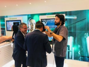 Türk cerrahın geliştirdiği omurga cerrahi simülasyonu Dubai’de ilgi gördü