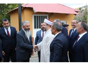 Diyanet İşleri Başkanı Erbaş’tan cemevi ziyareti