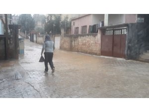 İslahiye’de yağmur etkili oldu
