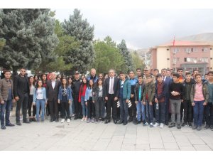 Hakkarili 150 öğrenci Çanakkale ve İstanbul’a uğurlandı