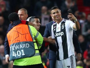 Ronaldo, Manchester United karşısında gönülleri fethetti