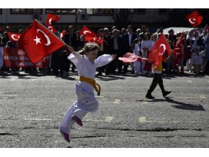 Gümüşhane’de Cumhuriyet Bayramına coşkulu kutlama