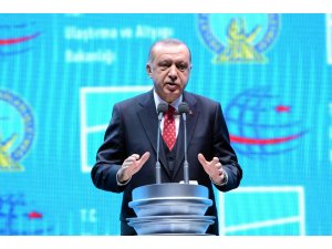 Cumhurbaşkanı Recep Tayyip Erdoğan, yeni havalimanının adının "İstanbul" olduğunu açıkladı.