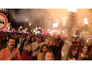 Çaycumalılar Cumhuriyet yürüyüşü yaptı