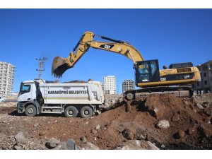 Karaköprü’de yeni yol açma çalışmaları sürüyor