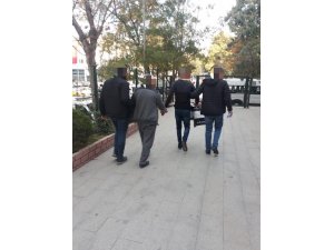 Edirne’de yakalanan 3 kişi cezaevine kondu
