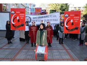 Türkçe’ye karıştırılan yabancı kelimeler Rize’de protesto edildi