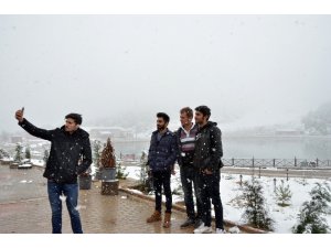 Ergan Dağı kış manzaralarıyla ilgi odağı oldu