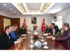 Vali Demirtaş: “Adana’nın zengin tarımsal potansiyelini en iyi şekilde değerlendireceğiz”
