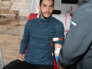 Bursaspor kan bağışı yaptı