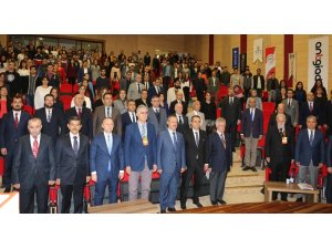 AÜ Uluslararası Antalya Kent Ekonomisi Sempozyumuna ev sahipliği yaptı