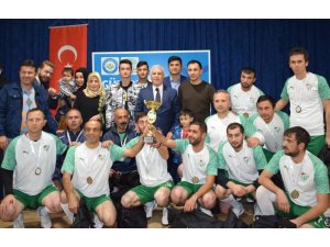 Nilüfer Belediyesi çalışanları futbol turnuvasında ter döktü