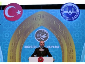 Cumhurbaşkanı Erdoğan: “Diyanet İşleri Başkanlığımızı siyasi tartışmaların malzeme yapma girişimlerini tasvip etmiyorum”