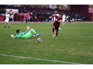 TFF 2. Lig, UTAŞ Uşakspor:0 - Kastamonuspor 1966:2