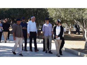 İsrail Tarım Bakanı, Mescid-i Aksa’ya baskın düzenledi