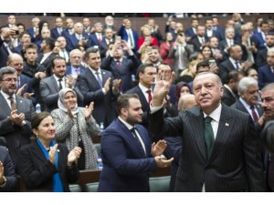 Cumhurbaşkanı Erdoğan: "“Artık her adımını devlet ve millet düşmanlarıyla birlikte atanlar ne kadar uğraşırlarsa uğraşsınlar siyasette yeniden hortlayamayacaklardır"