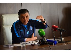 Yılmaz Vural: "Süper Lig’de oynayan bir Adana Demirspor’u hepimiz hayal ediyoruz"