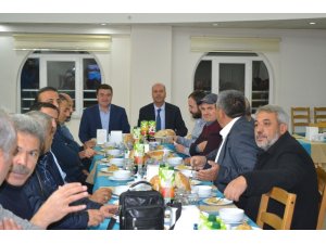 Başkan Bozkurt, AK Parti Şuhut İlçe Teşkilatı mensuplarını ağırladı