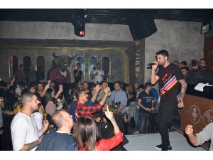 İzmir’in yeni mekanına özel bir partiyle açılış