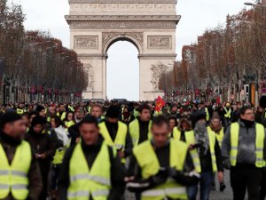 Sarı Yelekler: Saldırıyı Fransa yönetimi organize etti