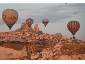 Kapadokya’da balonlar 5 gündür havalanamıyor