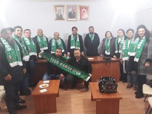 AK Parti teşkilatından Yeşil Kamanspor’a atkı desteği