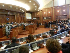 Kosova Ordusu’nun kurulması mecliste onaylandı