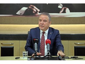CHP’li belediye başkanı istifa iddialarına sert çıktı