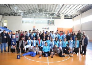 TÜSF Basketbol Turnuvasında, kupalar sahiplerini buldu