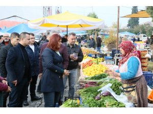 Başkan Çerçioğlu Efeler’de pazarları ziyaret etti