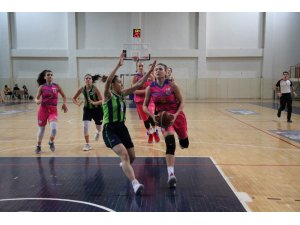 Türkiye Kadınlar Basketbol Ligi: Yalova VIP: 76 - Nesine Aydın: 69