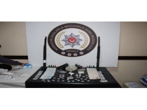 Denizli’de uyuşturucu operasyonlarında 13 kişi tutuklandı