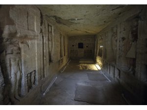 Mısır’da 4 bin 400 yıllık mezar bulundu