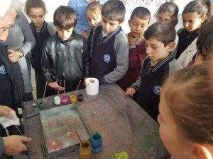 Efe Köylü öğrenciler ebru sanatı ile tanıştı