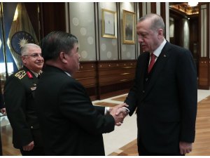 Cumhurbaşkanı Erdoğan, Malezya Savunma Bakanını kabul etti