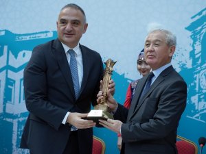 Kastamonu, Türk Dünyası Kültür Başkentliği unvanını Kırgızistan’a devretti
