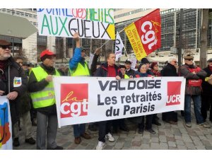 Fransa’da emeklilerden protesto