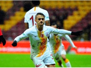 Yunus Akgün, A Takım’daki ilk golünü attı
