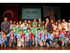 Antalya Büyükşehir’den 106 amatör kulübe 382 bin TL’lik destek