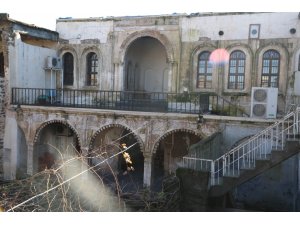 Cizre’de Mehmet Ağa Kasrı’nda restorasyon başladı