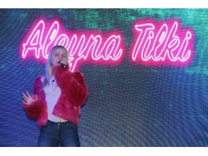 Forum Erzurum’un araç çekilişine Aleyna Tilki damgasını vurdu