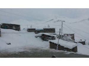 Beytüşşebap ve Uludere’de okullara kar tatili